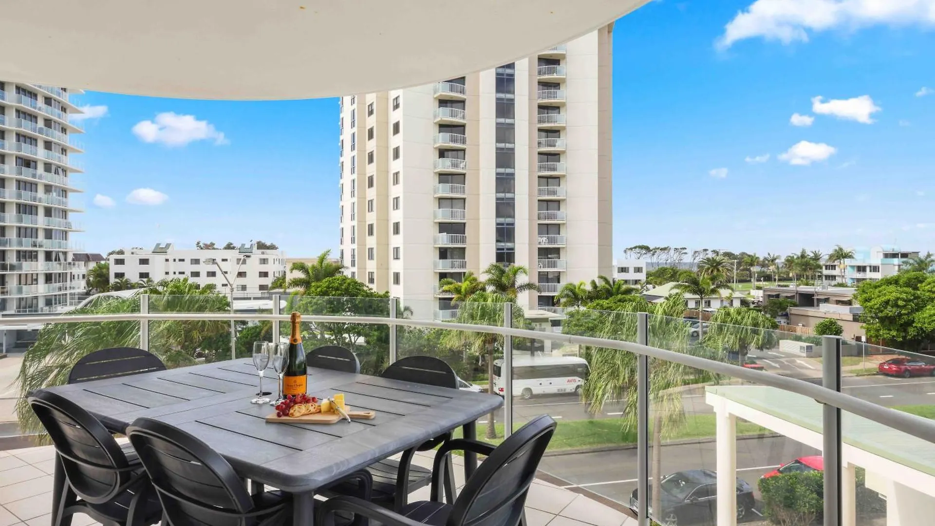 Aqua Vista Resort Maroochydore 4*,