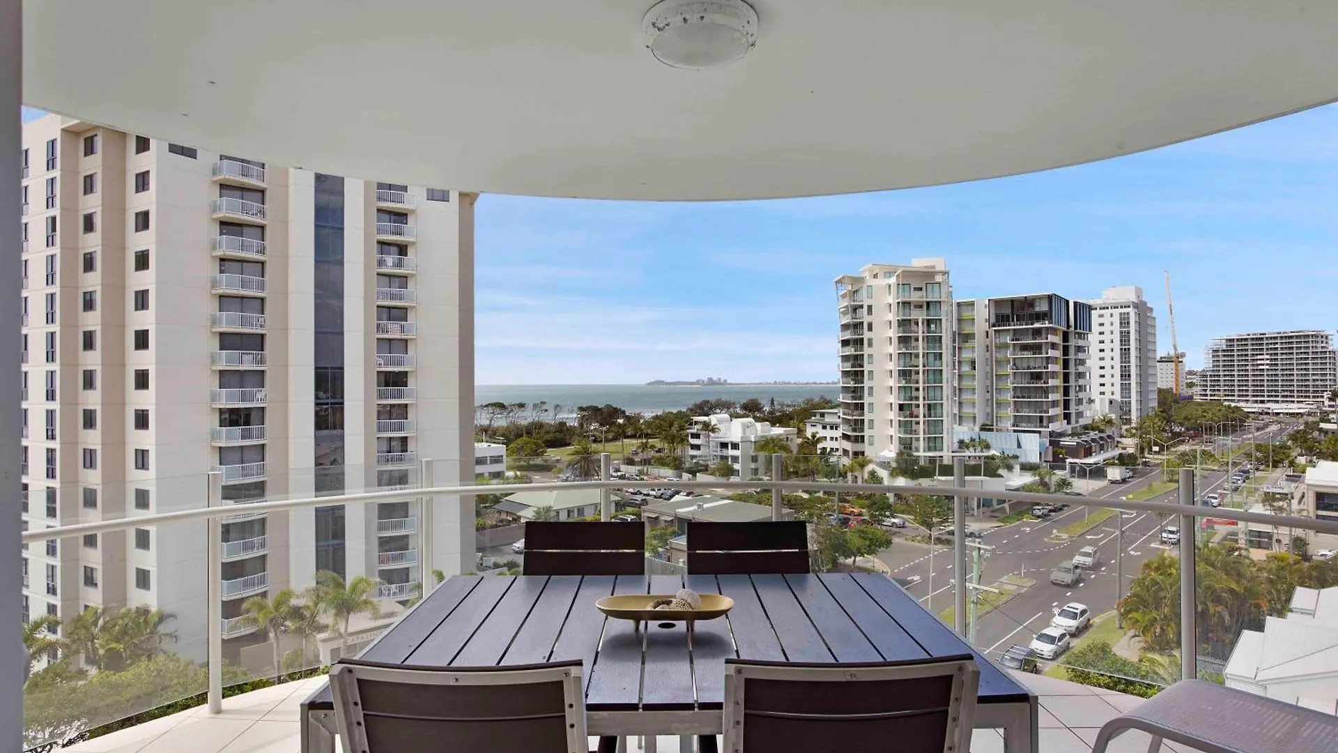 Aqua Vista Resort Maroochydore 4*,